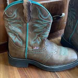 Brand New Never Worn Justin Boots